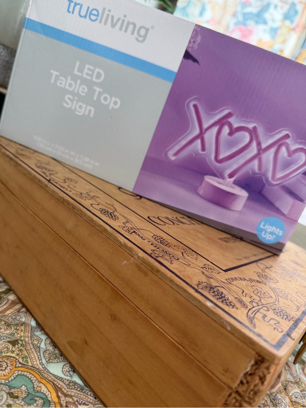New LED XOXO Heart Light Up Table Top Sign